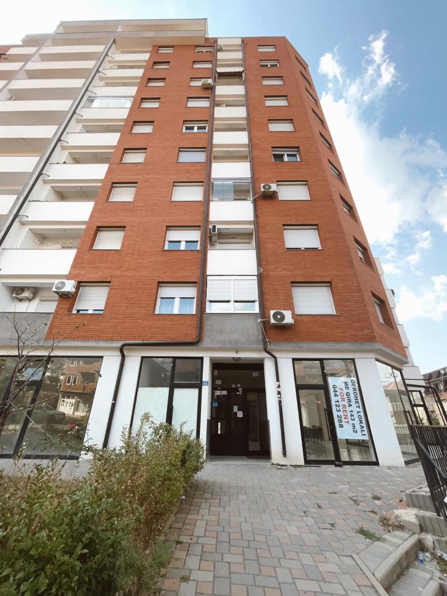 Apartment Troi Priștina Exterior foto